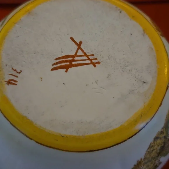 Vintage Asian Urn. Missing Lid. Has A Asiatides Mark - Picture 7 of 7